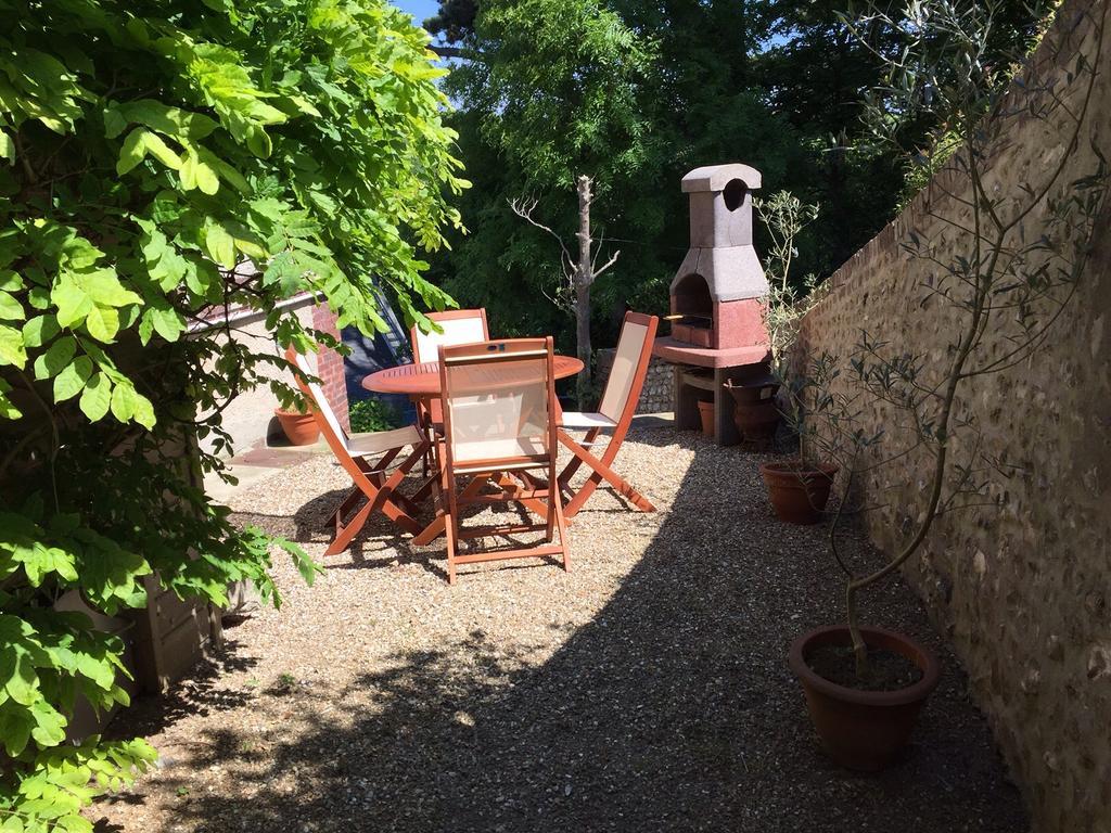 La Maison De La Rose Lägenhet Étretat Rum bild